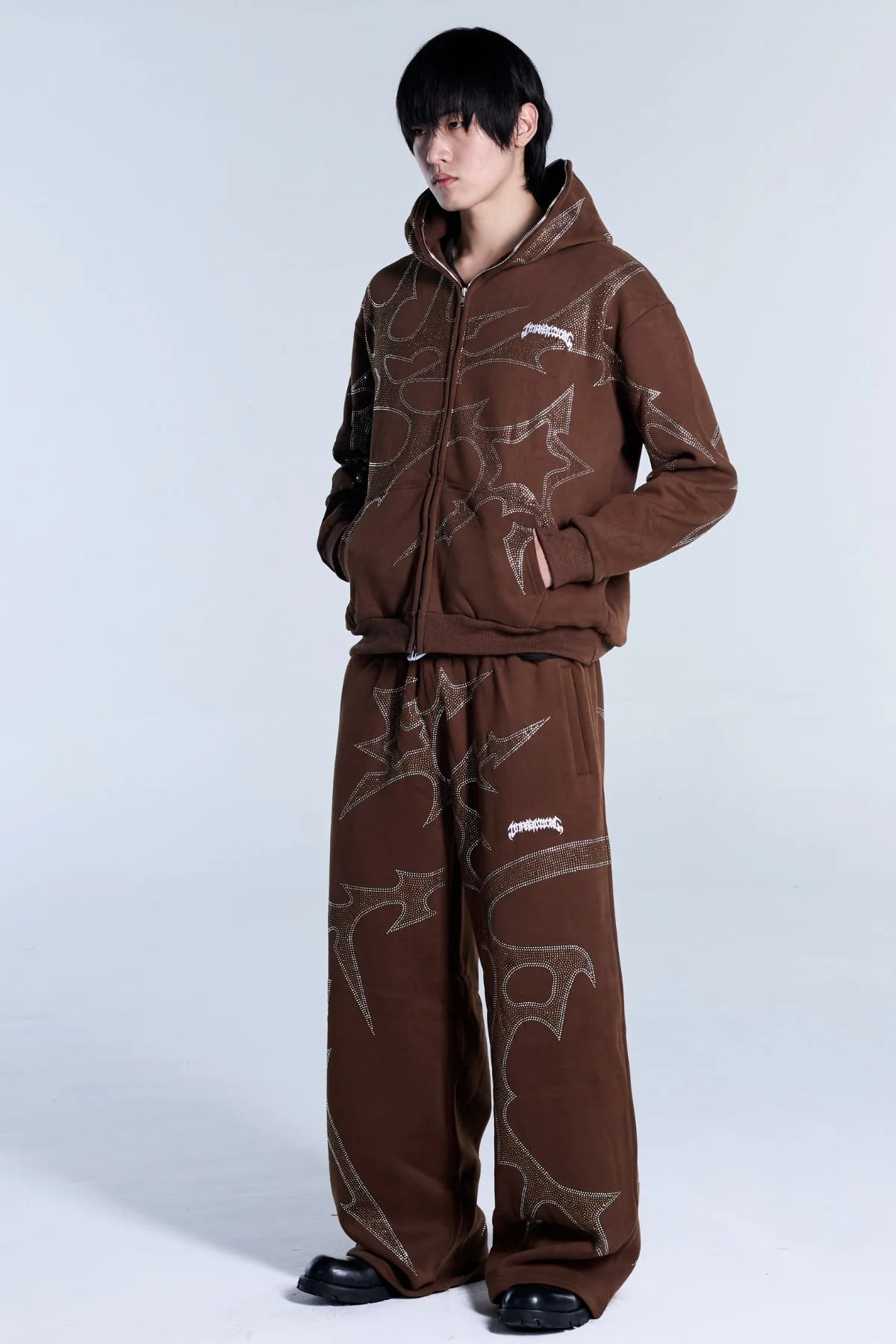 THORNS SWEATPANT BROWN - Image 3